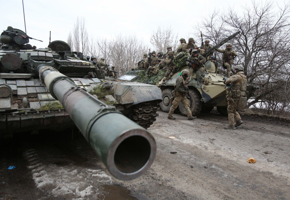 000_323U6GY_AFP_Anatolii STEPANOV_1.jpg Ukrainische Truppen im Osten des Landes: Schwere Waffen auf beiden Konfliktseiten sind ein erhebliches Risiko für die Zivilbevölkerung.