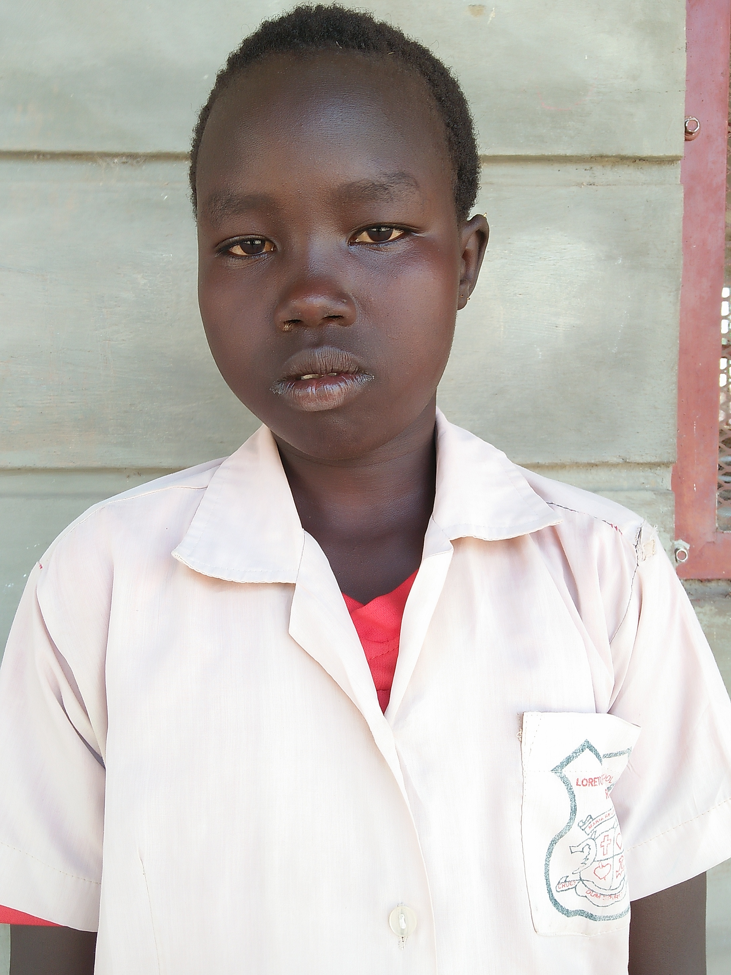 Bhakhita Adut ist stolz, Schülerin der LoretoSchule zu sein. Die 12-Jährige ist dankbar, dass sich ihre Mutter für ihre Bildung einsetzt und hofft, nach der Schule ihre Familie unterstützen zu können.