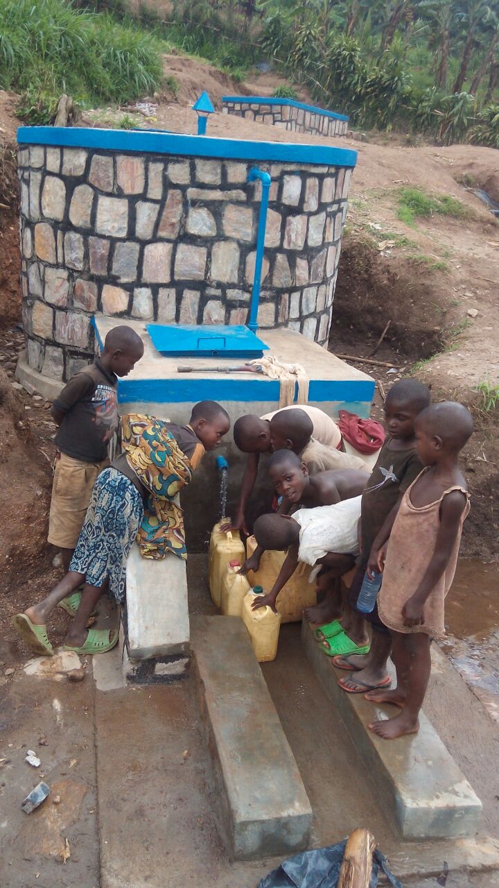 Access to underground spring water means hygienically safe drinking water.