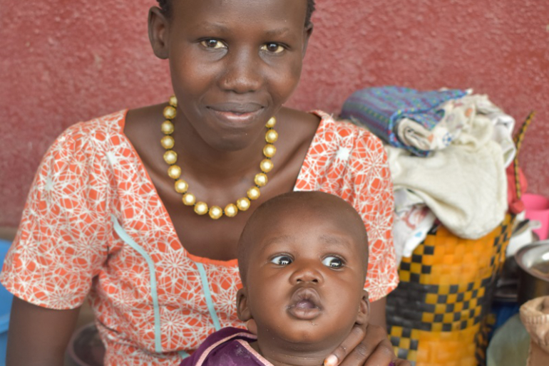 … meist mit Erfolg: Jima zeigt sich bereits einen Monat nach Behandlungsbeginn deutlich erholt! Durch Ihre Spende ist diese lebensrettende Hilfe möglich.
