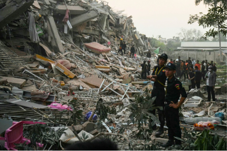Verwüstung nach dem Erdbeben in Myanmar
