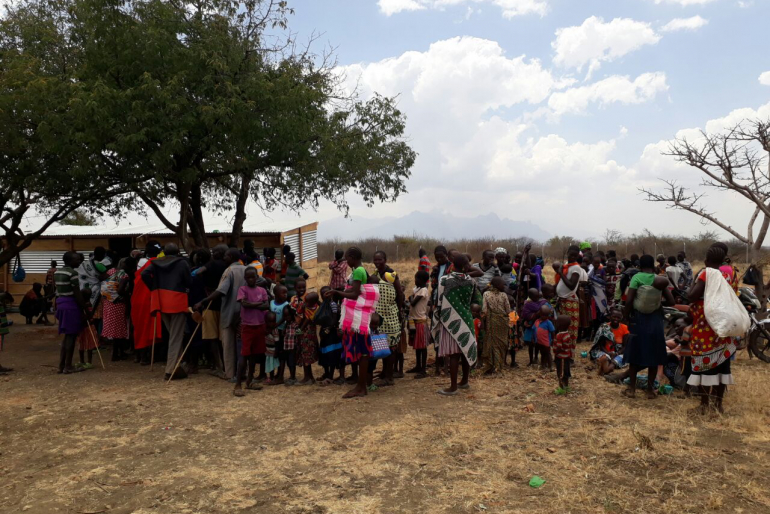 Januar 2018: Ein medizinisches Team sucht den Standort ab sofort regelmäßig auf und behandelt bis zu 300 Patienten am Tag; umliegende Dörfer werden angefahren