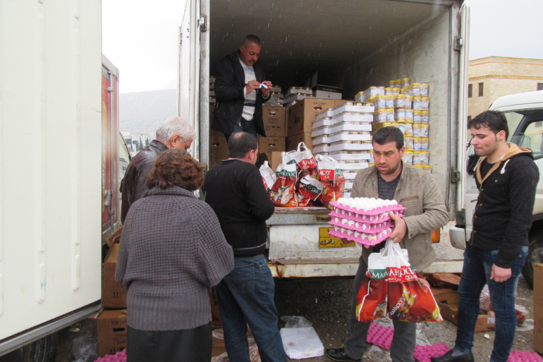 Eier, Konserven, Milch und andere Lebensmittel konnten im März ausgegeben werden. Für die christlichen Organisationen CAPNI und Hoffnungszeichen war dieses Zeichen der Nächstenliebe über Ostern sehr wichtig.