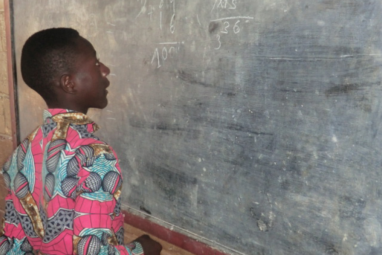 Ein Großteil der Kinder hatte zuvor keinen Schulunterricht, so war es ihnen  kaum möglich, von der Straße wegzukommen.