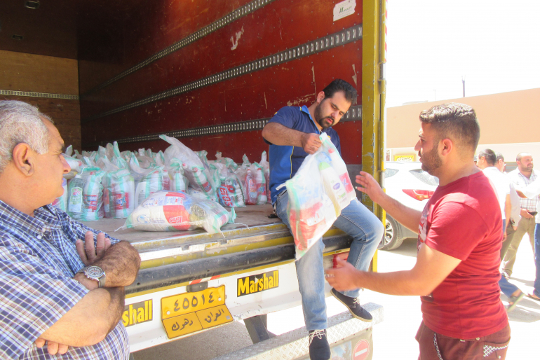 Sind die Hilfspakete in der Region angekommen, werden sie von unseren lokalen Partnern verteilt. Das System ist transparent und die Hilfe erreicht diejenigen, die sie am dringendsten benötigen.