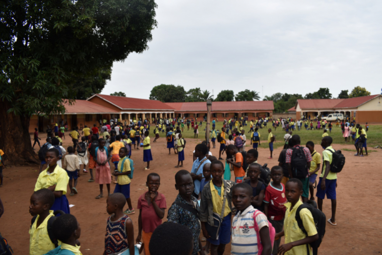 Die Diözese betreibt in den beiden gleichnamigen Regionen mehrere Schulen zugunsten vieler Kinder aus verarmten Haushalten. Mit ihrem Bildungsangebot ...