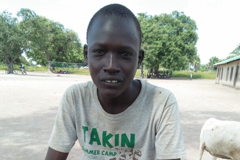 Will der Not und dem Hunger entkommen: Gabriel Deng Makhoi (11) möchte einen Schulabschluss machen, um für sich und seine Familie ein besseres Leben zu erreichen.