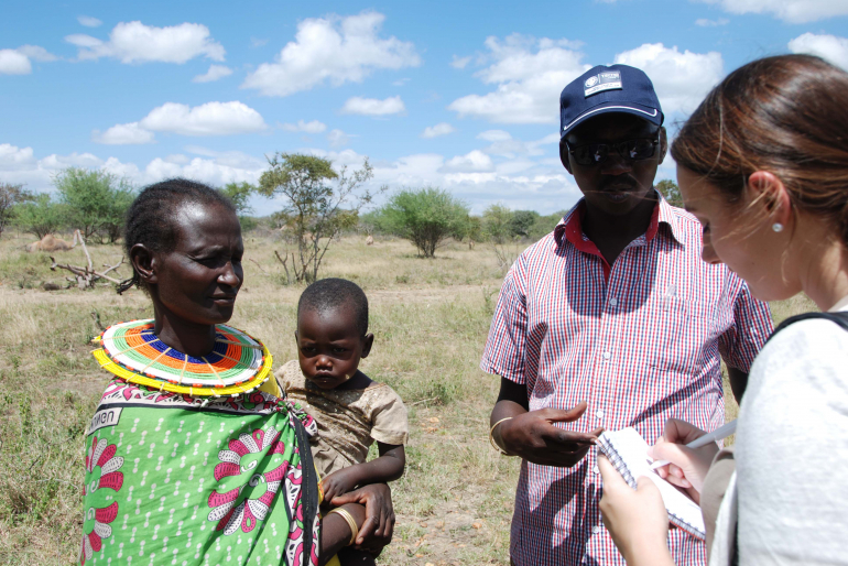 Im Gespräch mit Hoffnungszeichen-Mitarbeiterin Ildiko Mannsperger erzählt die zweifache Mutter eindringlich, welche Hoffnung sie in den Klinikbau setzt.
