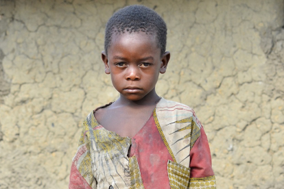 Der kleine Edwin Mumbela (6) ist eines der vielen Kinder, die in Sambia unter den Folgen des Klimawandels leiden. Seine Eltern können ihn kaum noch ernähren.