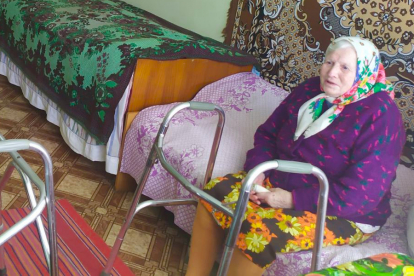 Ältere Menschen in der Ukraine