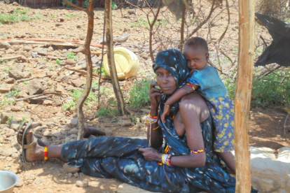 Wetterextreme wie Dürren erschweren das Leben der Menschen in den ländlichen Gegenden von Marsabit County. Besonders die Kleinsten sind oft mangelernährt und krank, und es fehlt an medizinischer Hilfe.