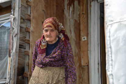 Marianusch Awagyan lebt allein in ihrem provisorischen Zuhause.