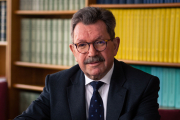 Rechtsanwalt Dr. Hans-Peter Wetzel ist Fachanwalt für Erbrecht und Fachanwalt für Steuerrecht in Überlingen am Bodensee.