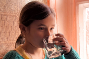 Ukraine: Sauberes Wasser für Kriegsbetroffene
