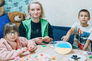 Ukraine: Psychosoziale Hilfe für traumatisierte Familien