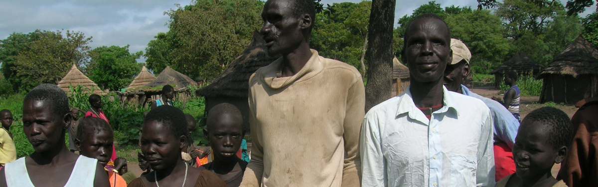 Wir unterstützen die versehrten Menschen und ihre Familien, für die es in Zeiten von Konflikten und Hungersnot besonders schwer ist, sich alleine zu versorgen.